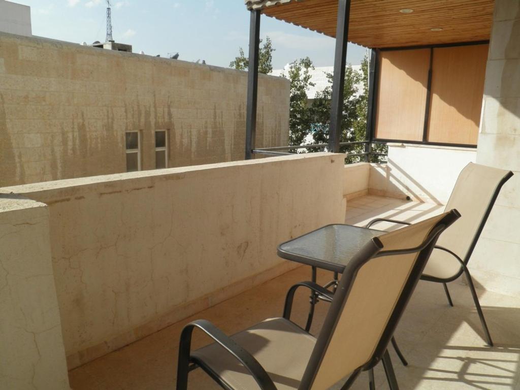 Granada Suites Hotel Amman Zimmer foto