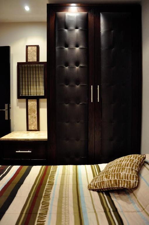 Granada Suites Hotel Amman Zimmer foto