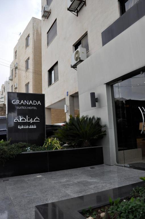 Granada Suites Hotel Amman Exterior foto