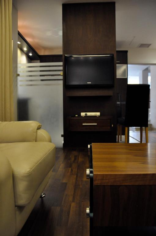 Granada Suites Hotel Amman Zimmer foto