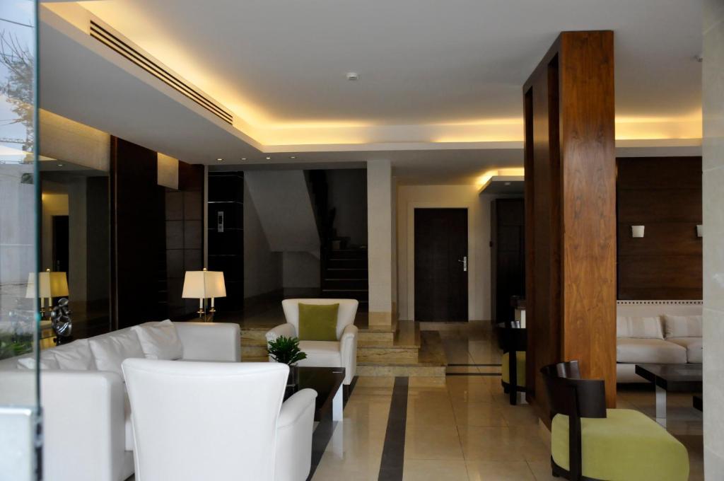 Granada Suites Hotel Amman Exterior foto
