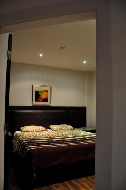 Granada Suites Hotel Amman Zimmer foto