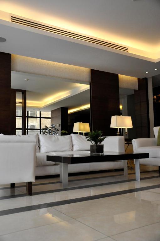 Granada Suites Hotel Amman Exterior foto